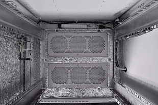 Всепогодные напольные шкафы с электроотсеком ШТВ-2 укомплектованные от компании Гринпоинт